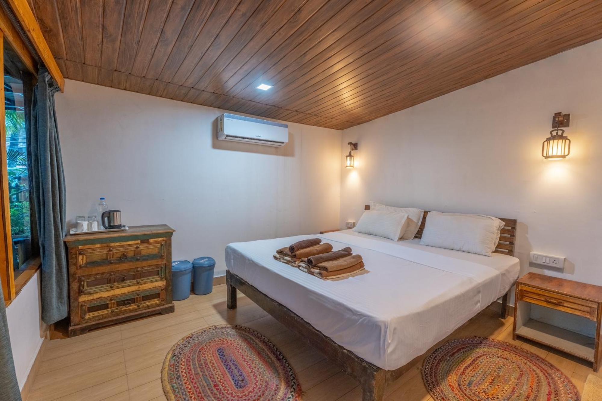 Hotel Simrose à Agonda Extérieur photo