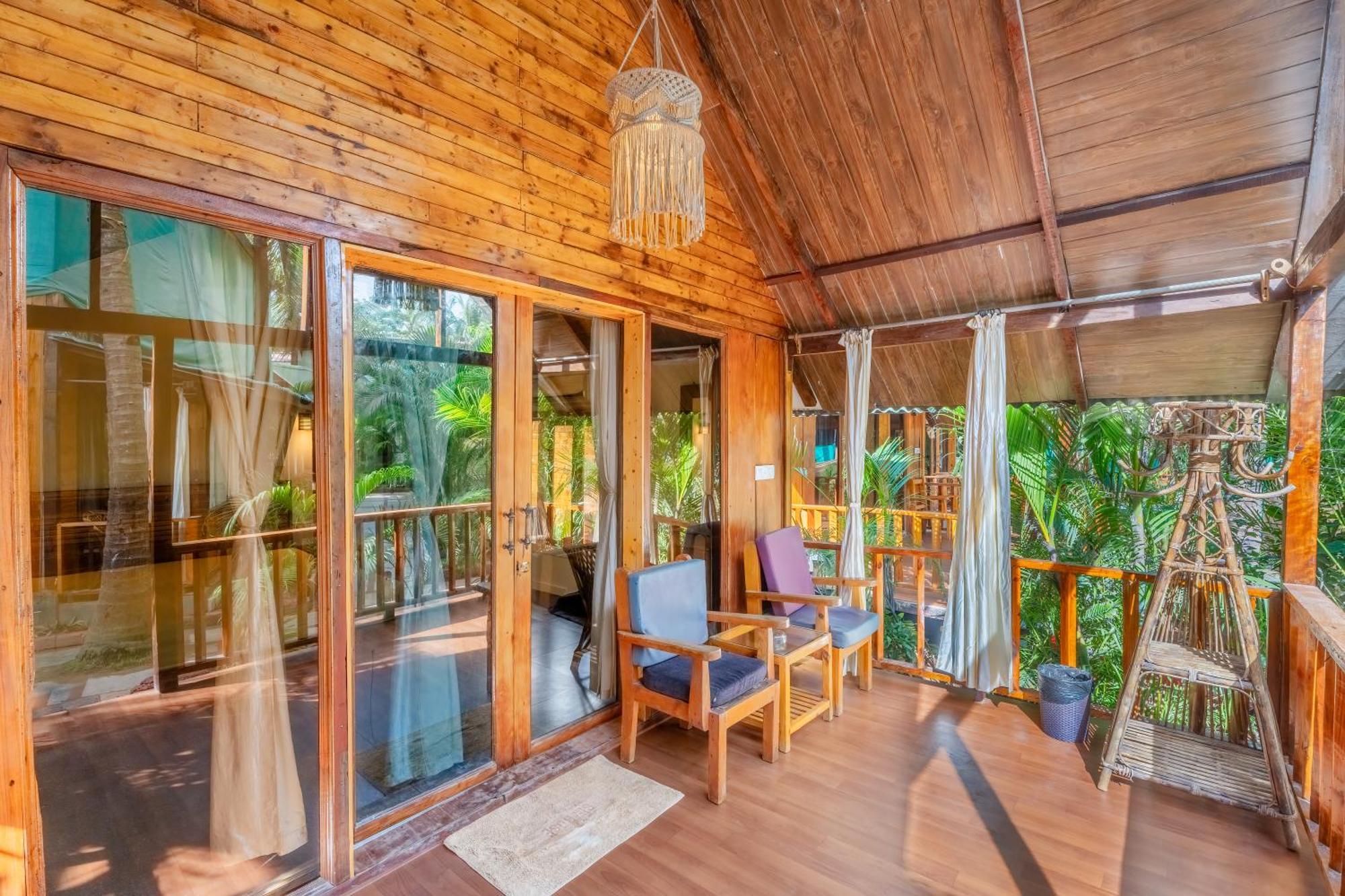 Hotel Simrose à Agonda Extérieur photo